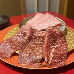 Kanzen Koshitsu Yakiniku Kappou Esu - 