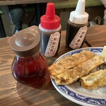 台北餃子 次次 有楽町店 - タレ3種類