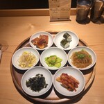 参鶏湯 人ル - パンチャンセット〜楽しいよね