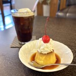 とらや&cafe - 料理写真:・ウインナー珈琲 アイス 517円/税込
・カスタードプリン 385円/税込