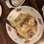 うみすけとたまひこ - 白身魚のあんかけ炒め。和風八宝菜みたい