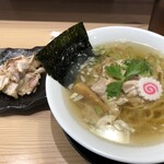 すごい煮干ラーメン 野毛 すし 釣りきん - 