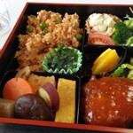 スパイラル - 日替り定食（本日のメインは煮込みハンバーグ）