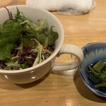 うみからそらへ - 定食セット　サラダ（和風ドレッシング）・ほうれん草のおひたし