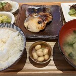 Sakedokoro Kobayashi - 銀だらの西京焼き定食