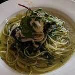 イタリア食堂フィオーレ - 料理写真:牡蠣と生海苔のいかすみスパゲッティ