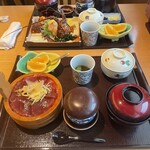 大喜 - 手こね寿司と伊勢海老定食（お造り）