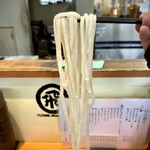 空飛ぶうどん やまぶき家 - 肉汁つけ麺・麺リフトアップ