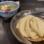 Nikujiru Tsukemen Inaba Sutairu - 