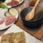 焼肉・ｽﾃｰｷ みーとがぁでん - 