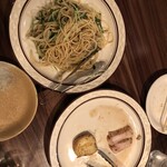 うみすけとたまひこ - 豚肉ソテーとじゃがいもソテー、和風パスタ