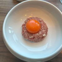 焼肉うしごろ 新宿三丁目店 - うしごろユッケ
