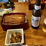 鰻重 - 特上うな重と肝焼にノンアルコールビール