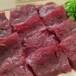 まぐろ間二 - くじらのお刺身♪