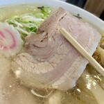 しょうがラーメン 七の庫 - 柔らかい豚バラチャーシュー