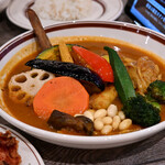 Rojiura Curry SAMURAI． - 侍ザンギとチキン1/2と野菜(ライスS)＠税込1,640円