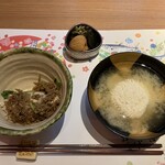 日本料理 潤花 - ご飯と止め椀。