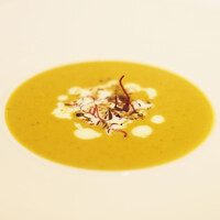 レストラン シャルム - ランチコース 3630円 の10種類以上の野菜のポタージュ