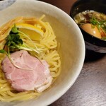 昭島昆布水つけ麺ハルノオト - 