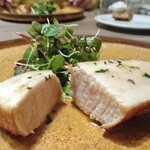 Osteria Benedetta - 高知四万十鶏ムネ肉のレモンバターソテー（半人前）