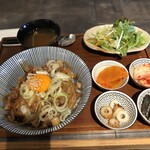 MICHIN GOGI - サムギョプサル丼定食¥1,080