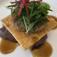 テラコヤ - 牛フィレ肉のポワレ、ホホ肉のクロケット添え