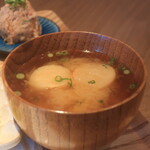 Shourindou - 豆腐、麩、青ねぎの味噌汁