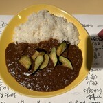 アッチャカーナ - キーマカレー　上から