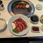 焼肉・冷麺 肉どうし 松苑 - 