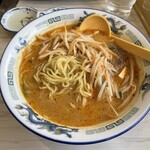 焼肉レストラン松姫 - 味噌ラーメン(一辛)