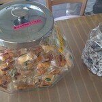 和食処　田舎家 - 煎餅（無料）