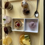 鶴雅ビュッフェダイニング札幌 - 