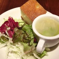 erba - パスタランチ 1000円 のフォカッチャ、スープ、サラダ