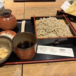 自家製麺十割そばと地酒 あけぼのや - 