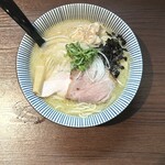 旬菜麺屋 雅流 - 本日の魚介そば「鯛白湯」　鶏チャーシュー1枚追加