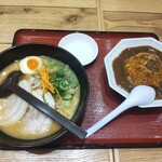 古潭らーめん - 豚バラ古潭らーめんみそミニオムカレーセット