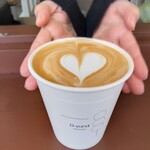 B-yond - バニラ・ラテ  570円