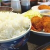 Gohan No Mise Kizuna - ヒレカツ定食(￥700)、チーズコロッケ(￥130)、ご飯大盛り(￥50)。ご飯が山w