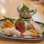 や台ずし 白子駅前町