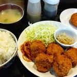 ごはんの店 絆 - 全体図はこんな感じ。