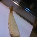 与太呂本店 - 順番に並べられる天ぷら