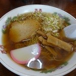 マルミツ食堂 - 中華そば450円