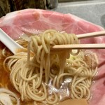 ラーメン 大戦争 - ツルツル麺