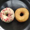 Onri Fuku - 豆乳ドーナツ(ホワイトチョコレートいちご&桜とメープルシュガー)