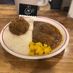 CURRY SHOP くじら - 