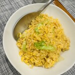 苦楽園中華 マルベリー - ズワイ蟹入りレタスのチャーハン