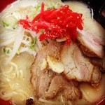 らーめん　まるや - とんこつラーメン550円
