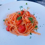 239144302 - 小海老とトマトのスパゲティ