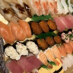 京都寿司 茶月 - 料理写真:ひな祭り限定の桶