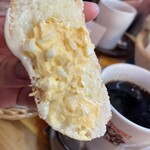 Komeda Kohi Ten - 卵ペーストとマーガリンたっぷりはカロリーがちょっと心配。